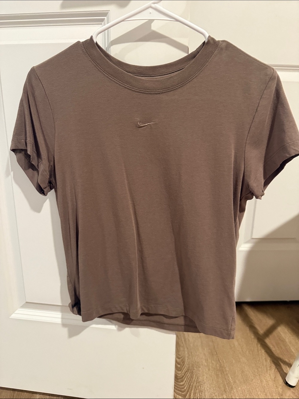 Nike Women's Short Sleeve Tee in Taupe Brown
